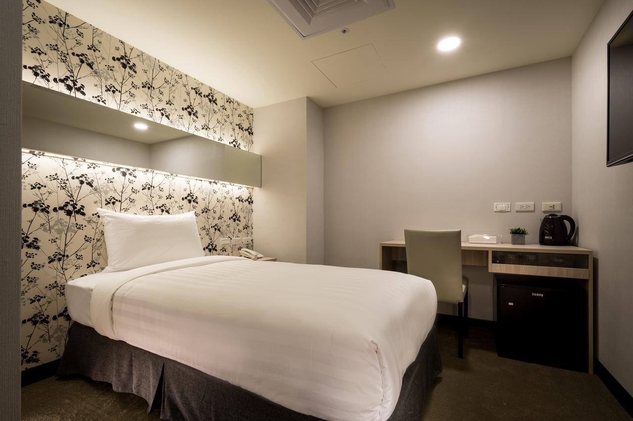 Urhome Hotel Taipei Luaran gambar