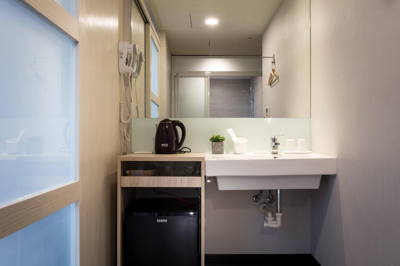 Urhome Hotel Taipei Luaran gambar