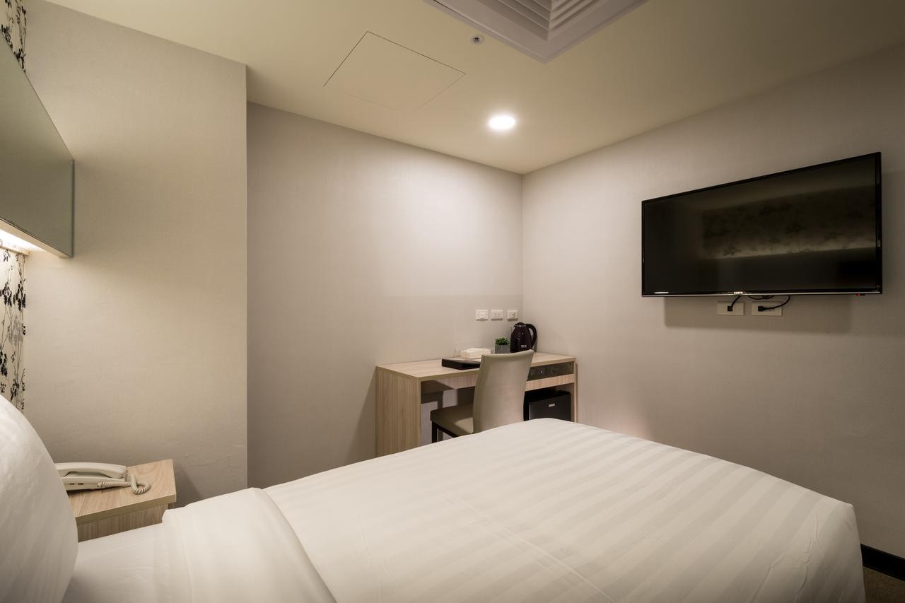 Urhome Hotel Taipei Luaran gambar